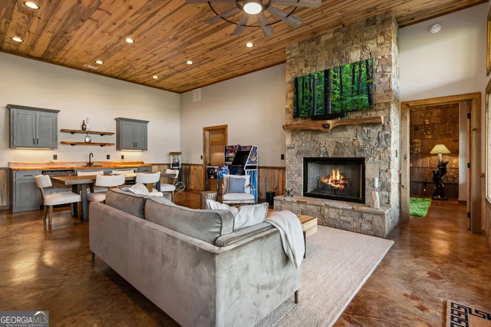 107 Fish Tale CV Ellijay, GA 30540