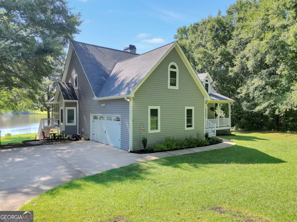 561 Harbour Shores DR Jackson, GA 30233