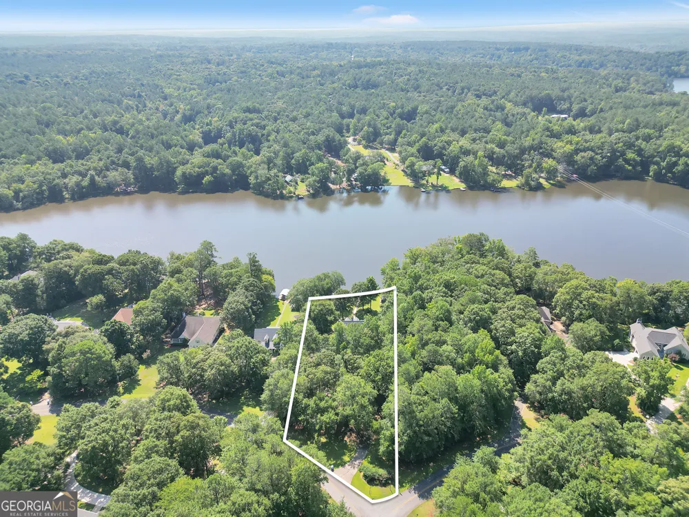 561 Harbour Shores DR Jackson, GA 30233