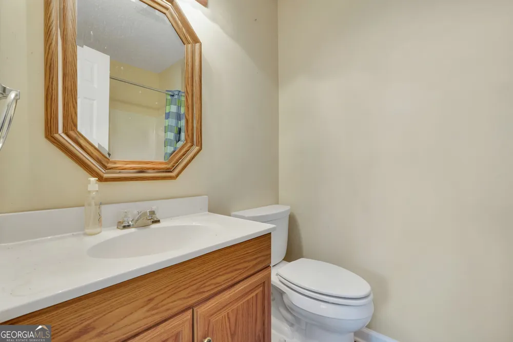 561 Harbour Shores DR Jackson, GA 30233