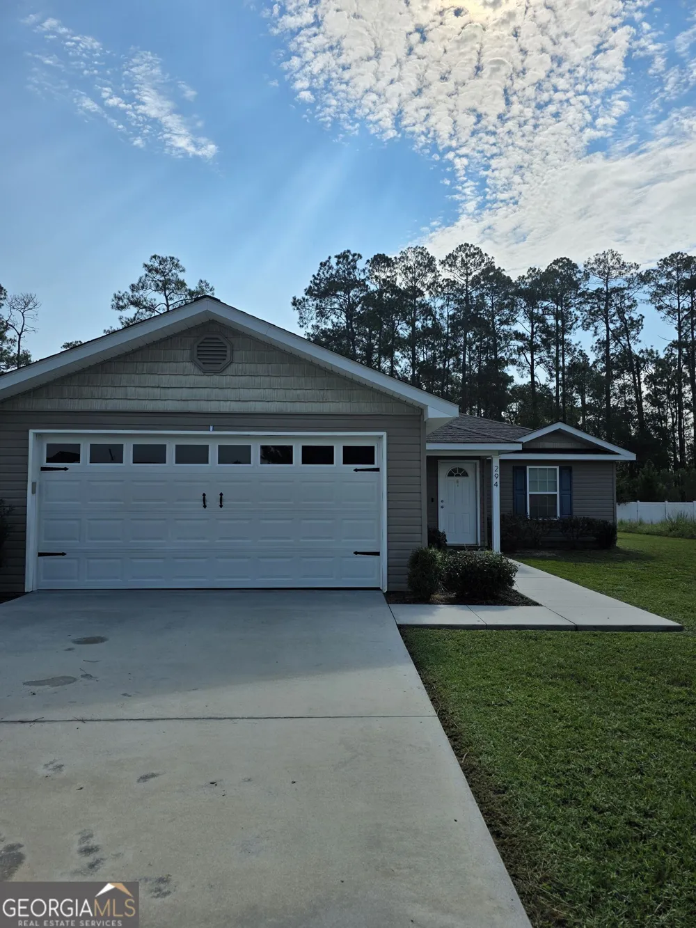 294 Lakeside CIR Baxley, GA 31513