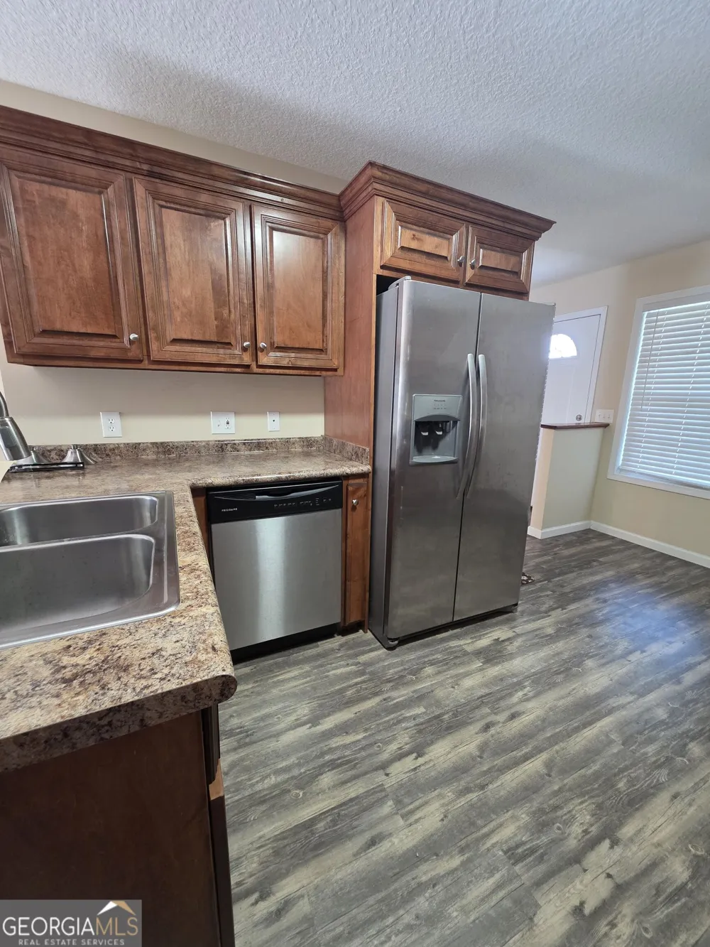 294 Lakeside CIR Baxley, GA 31513
