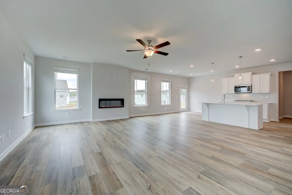 28 Fayme CT Newnan, GA 30263