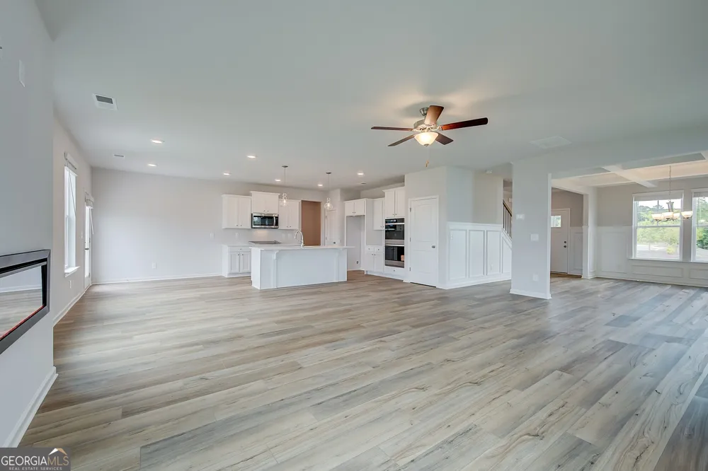 28 Fayme CT Newnan, GA 30263