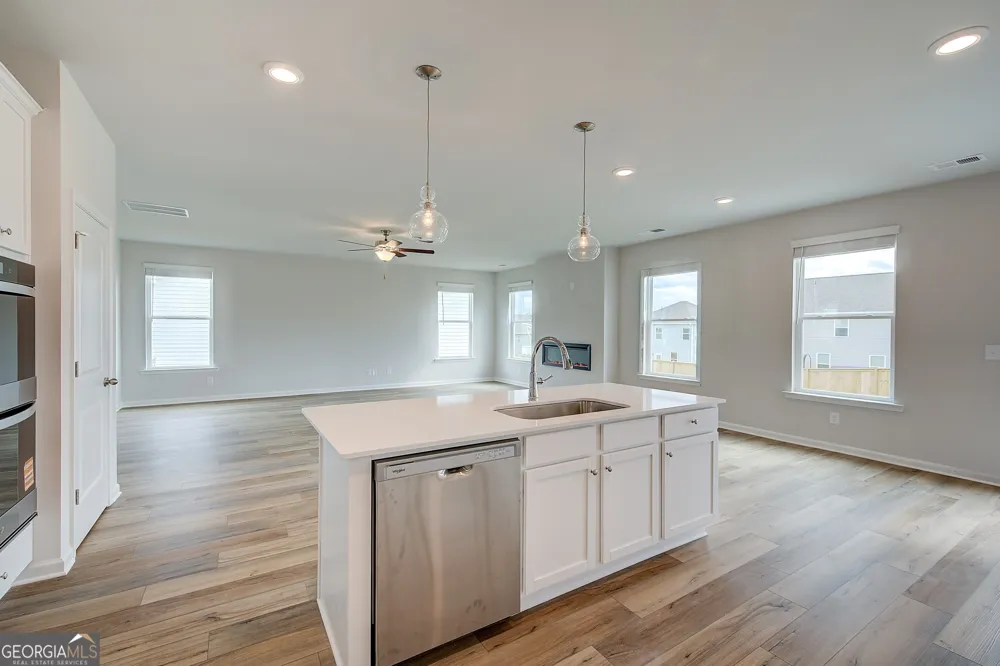 28 Fayme CT Newnan, GA 30263