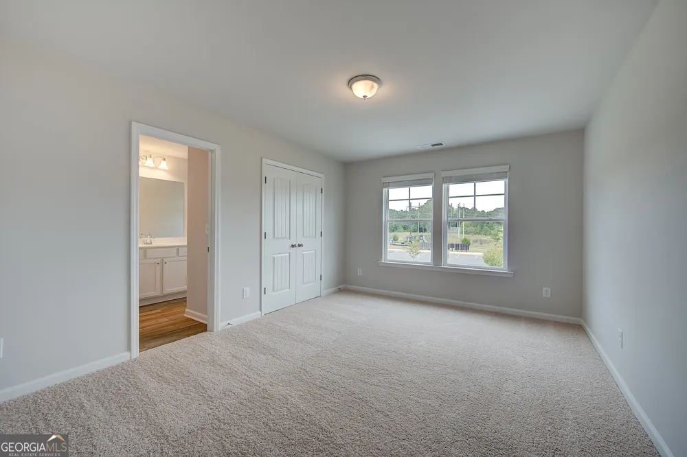 28 Fayme CT Newnan, GA 30263