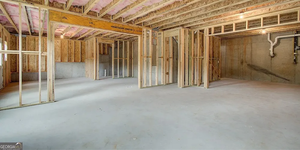 28 Fayme CT Newnan, GA 30263