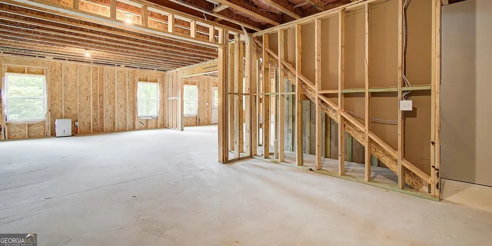 28 Fayme CT Newnan, GA 30263