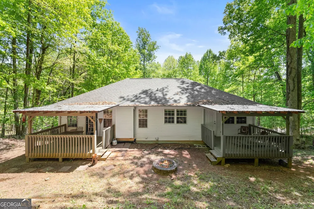 162 Greenview CT Cleveland, GA 30528