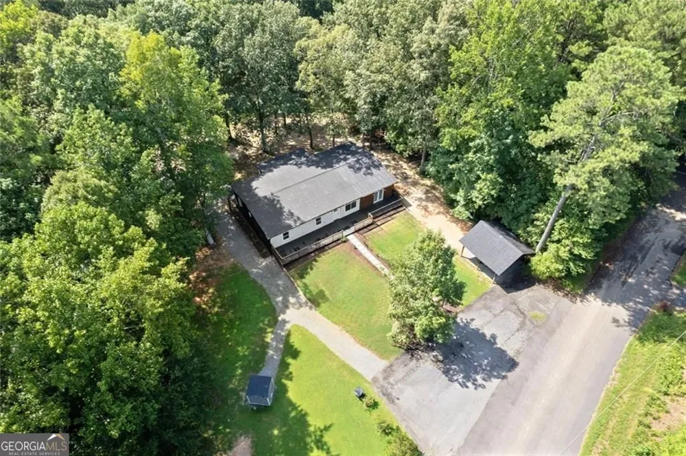 681 Pumpkinvine RD Acworth, GA 30101