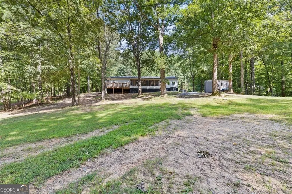 681 Pumpkinvine RD Acworth, GA 30101