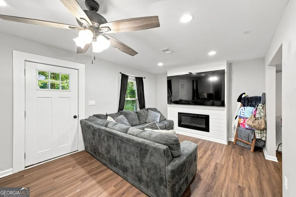 106 Northside DR Calhoun, GA 30701