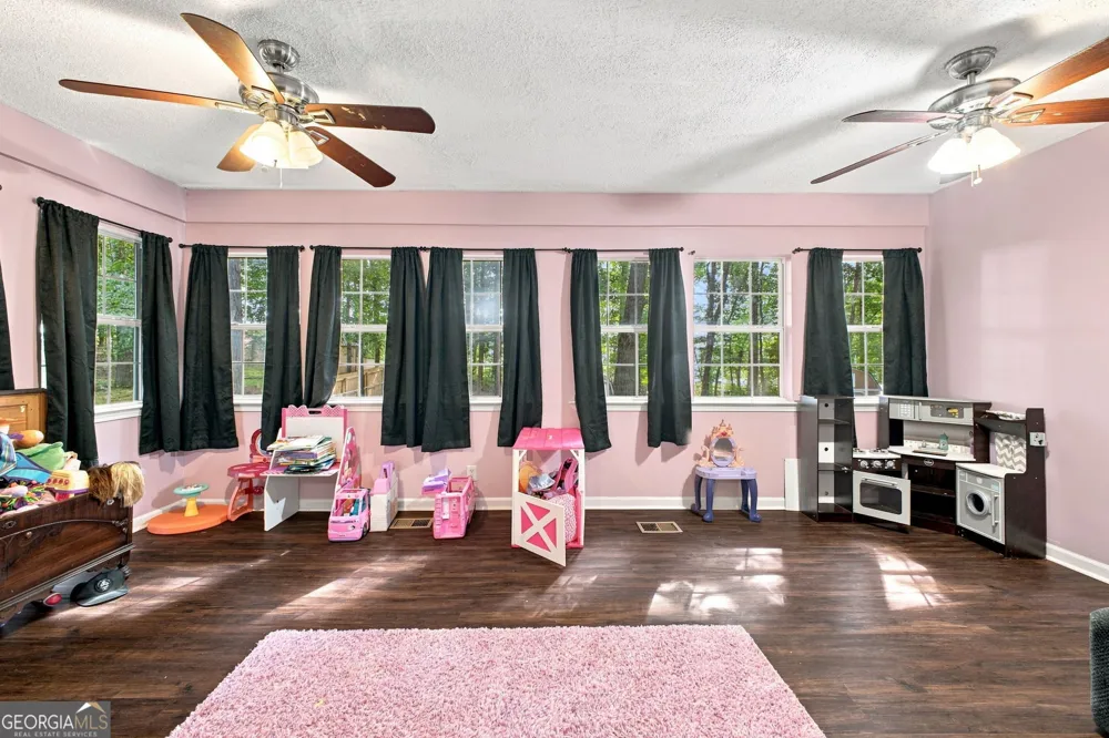 106 Northside DR Calhoun, GA 30701