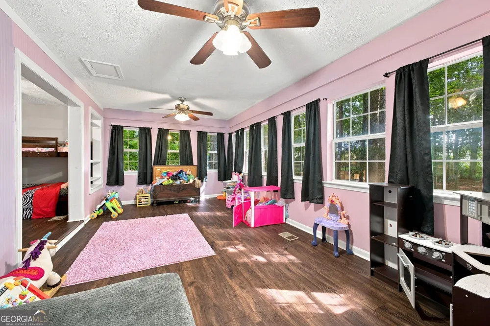106 Northside DR Calhoun, GA 30701