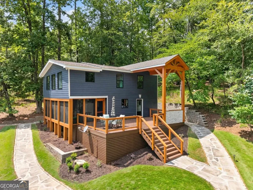 966 Dennis Station RD Eatonton, GA 31024