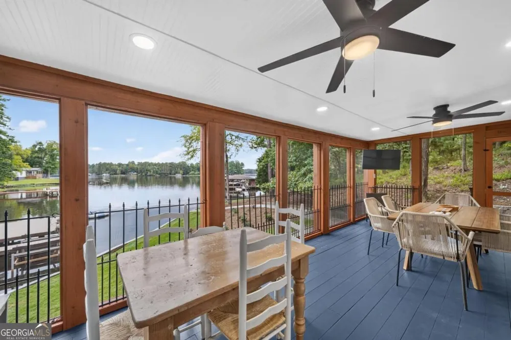 966 Dennis Station RD Eatonton, GA 31024