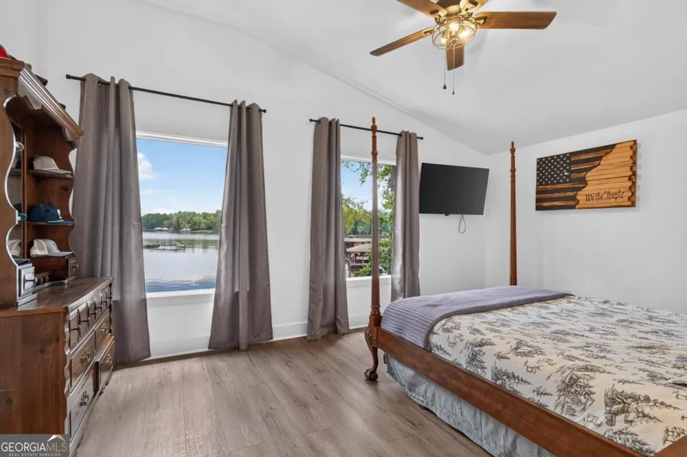 966 Dennis Station RD Eatonton, GA 31024