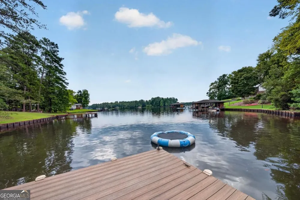 966 Dennis Station RD Eatonton, GA 31024