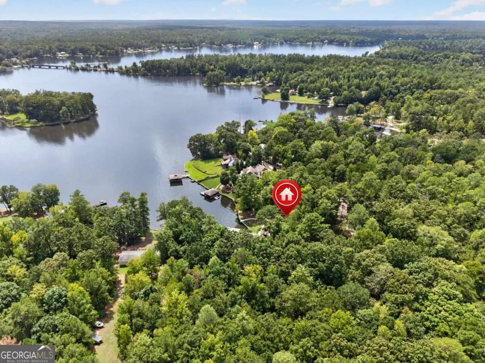 966 Dennis Station RD Eatonton, GA 31024