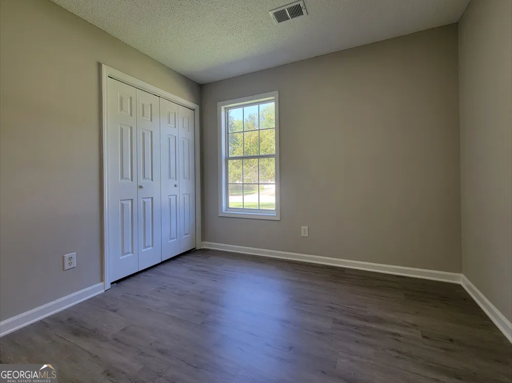 412 Missi LN Winder, GA 30680