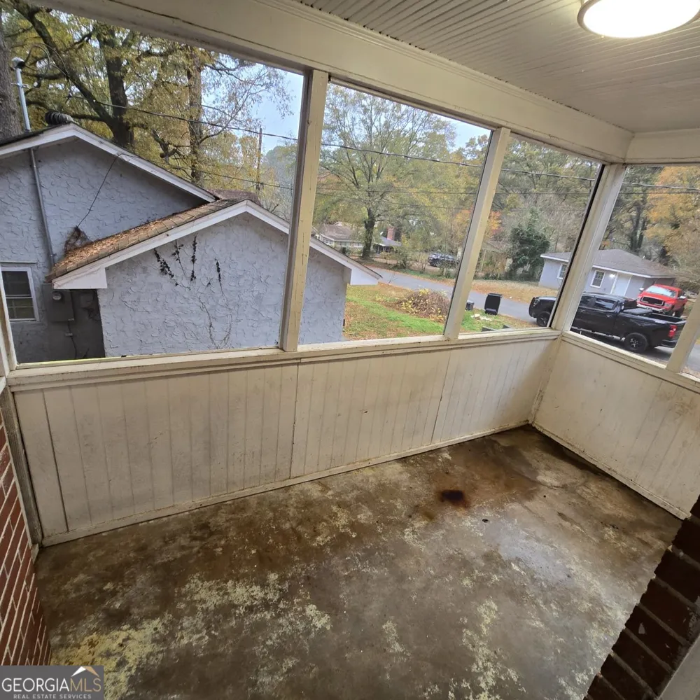 1197 Lake DR Jonesboro, GA 30236