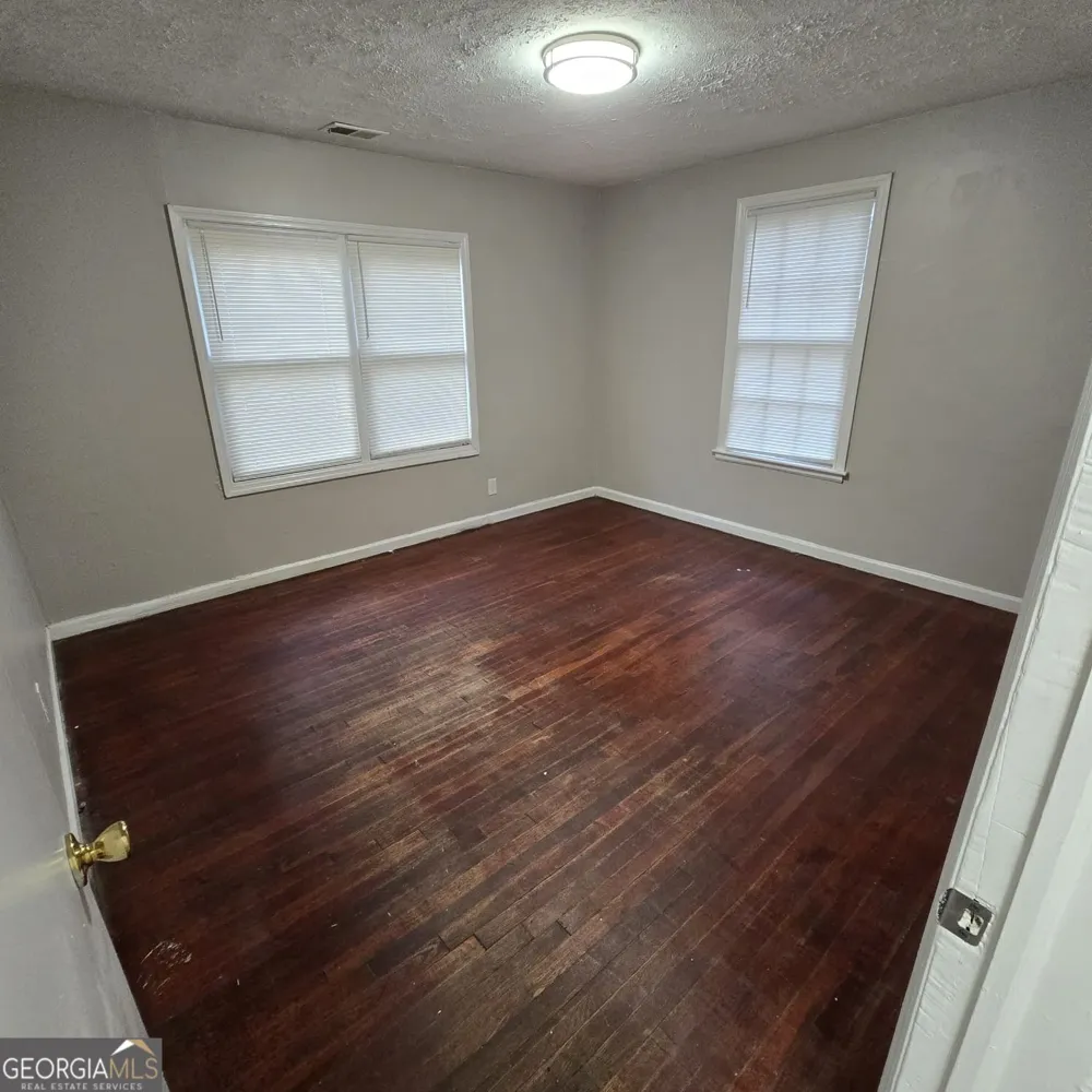 1197 Lake DR Jonesboro, GA 30236