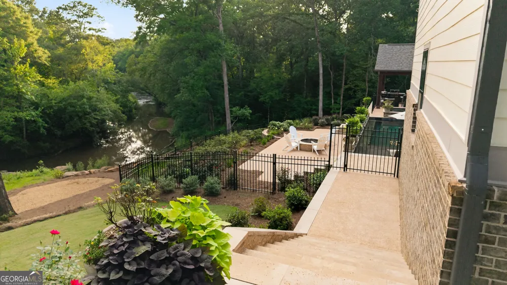 109 Forest Pointe DR Forsyth, GA 31029