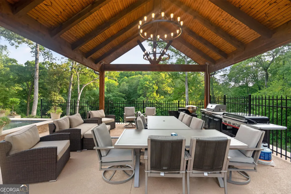 109 Forest Pointe DR Forsyth, GA 31029