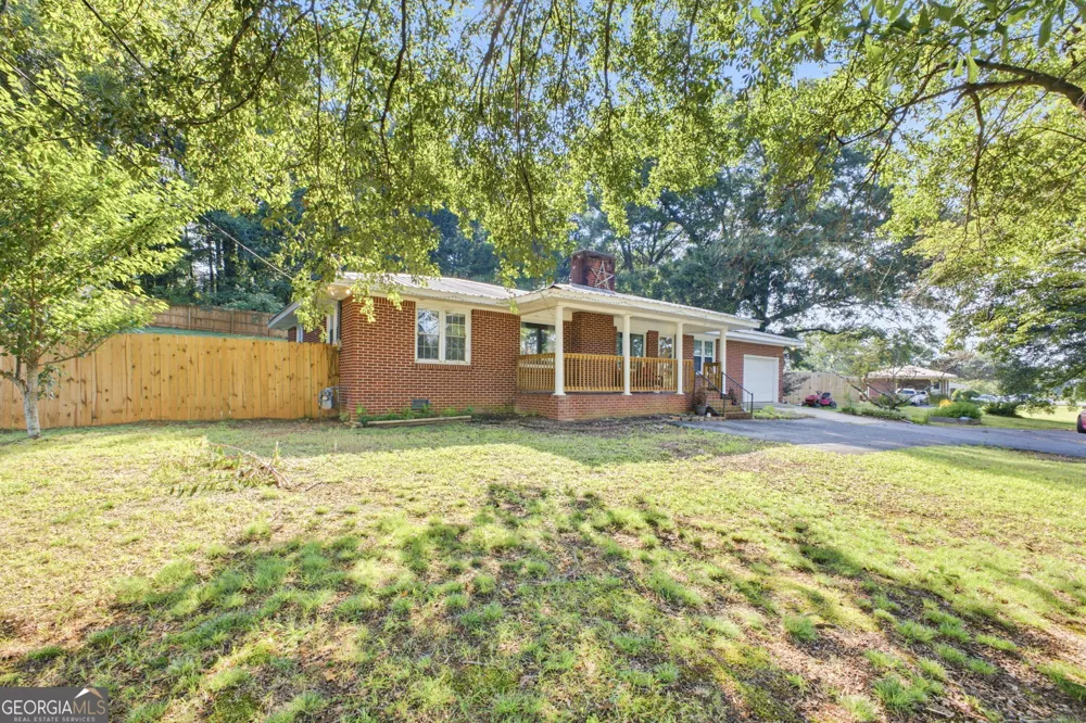 521 Mcdaniel Station RD SW Calhoun, GA 30701