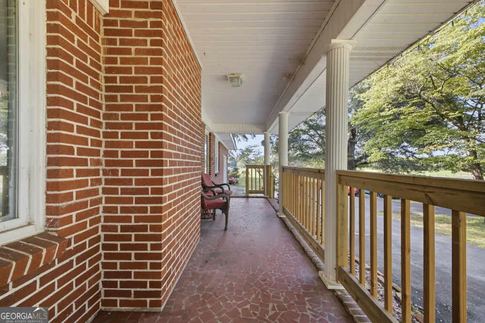 521 Mcdaniel Station RD SW Calhoun, GA 30701