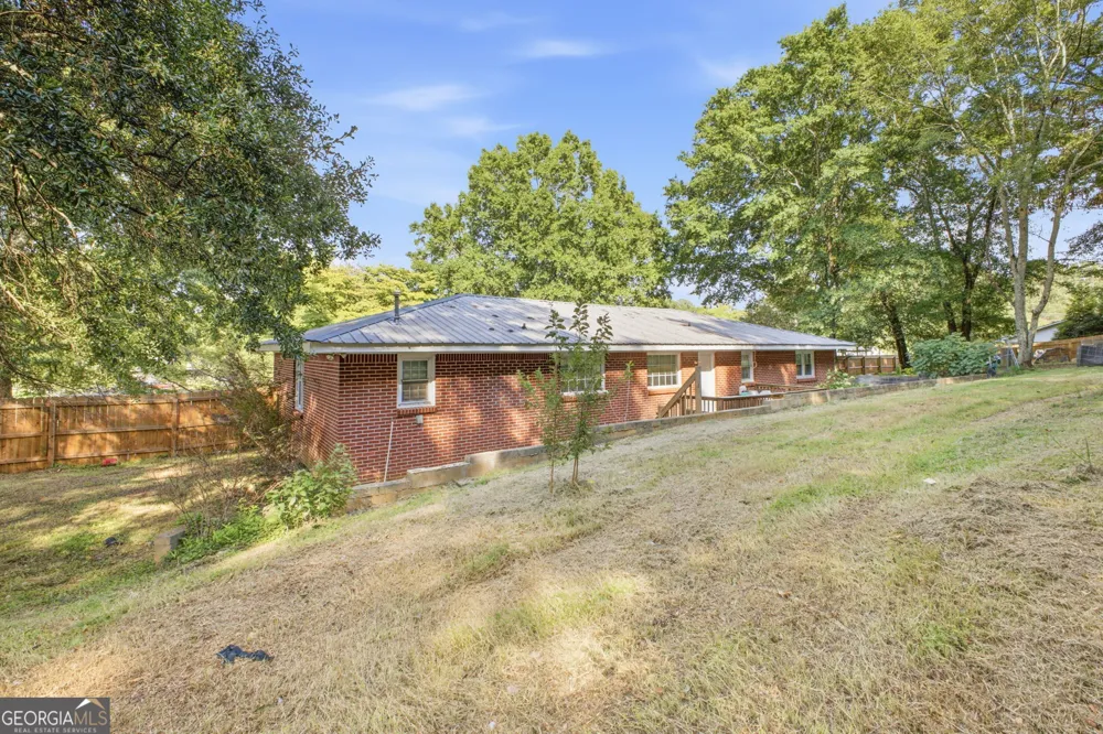 521 Mcdaniel Station RD SW Calhoun, GA 30701