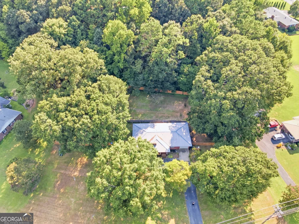 521 Mcdaniel Station RD SW Calhoun, GA 30701