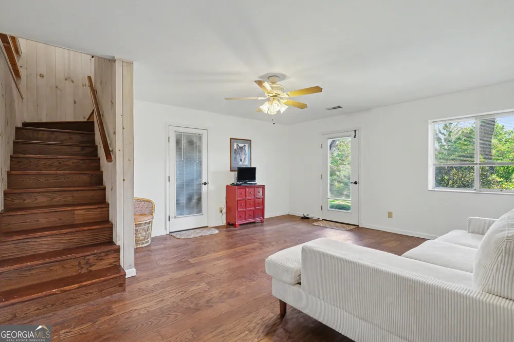 1387 Valley ST Clayton, GA 30525