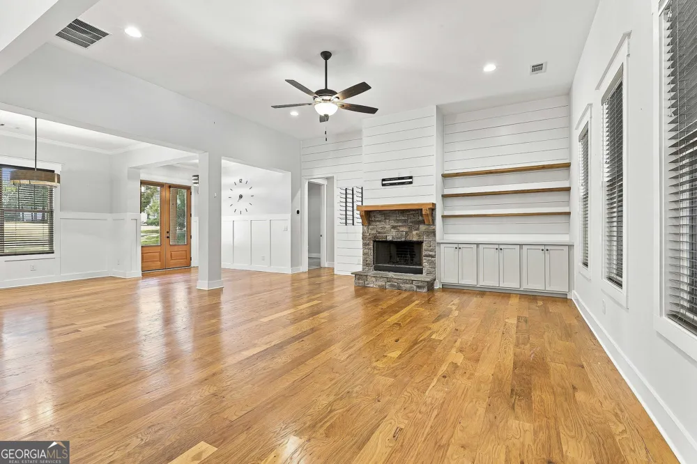 180 Lawshe Farm DR Senoia, GA 30276