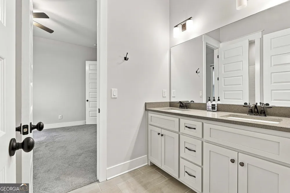 180 Lawshe Farm DR Senoia, GA 30276