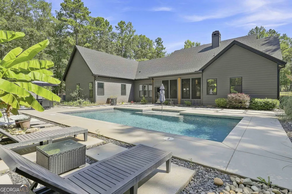 180 Lawshe Farm DR Senoia, GA 30276