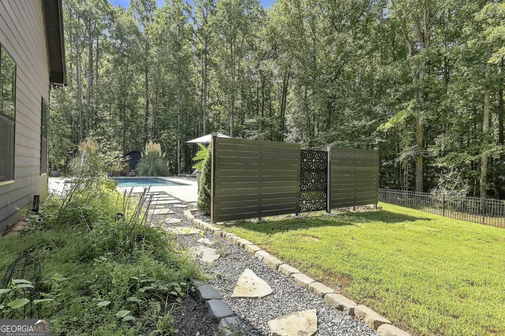 180 Lawshe Farm DR Senoia, GA 30276