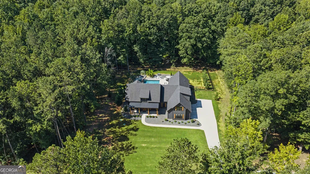 180 Lawshe Farm DR Senoia, GA 30276