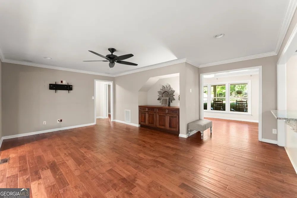 1479 Burns DR NE Gainesville, GA 30501