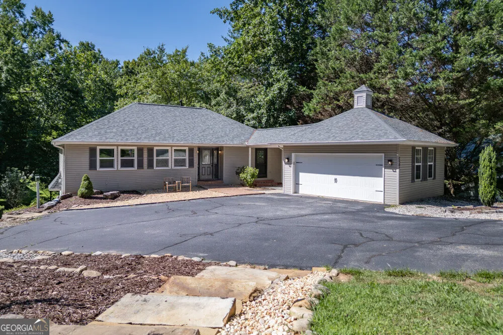 527 Pinebrook DR Blairsville, GA 30512
