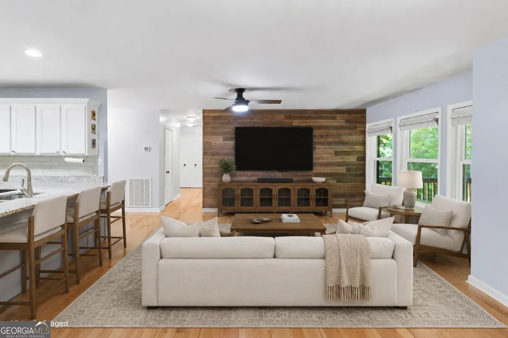 527 Pinebrook DR Blairsville, GA 30512