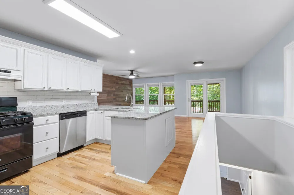 527 Pinebrook DR Blairsville, GA 30512