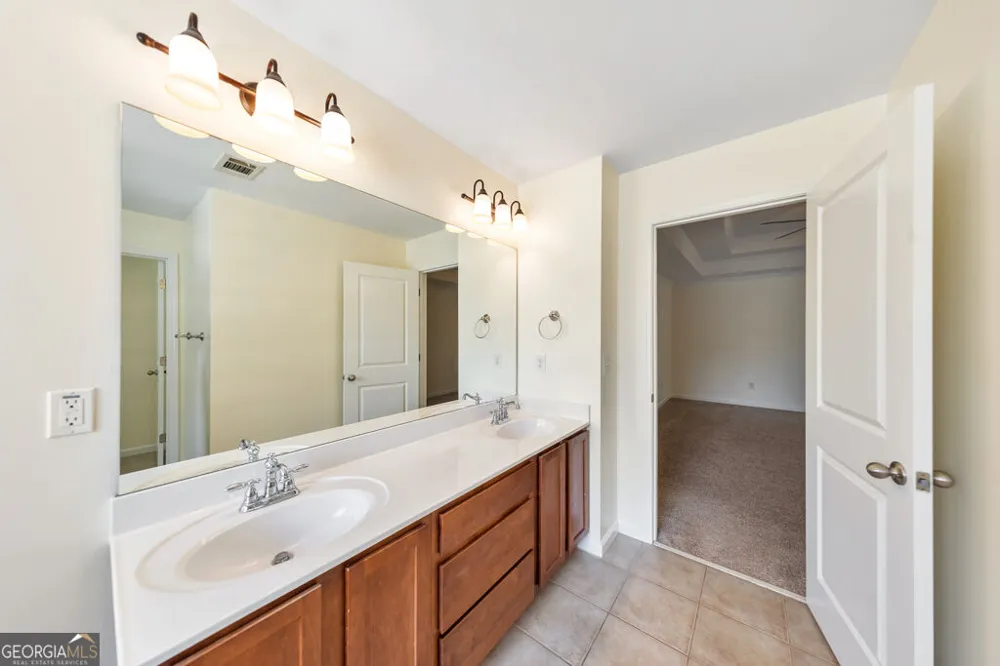 44 Magnolia PKWY Hampton, GA 30228