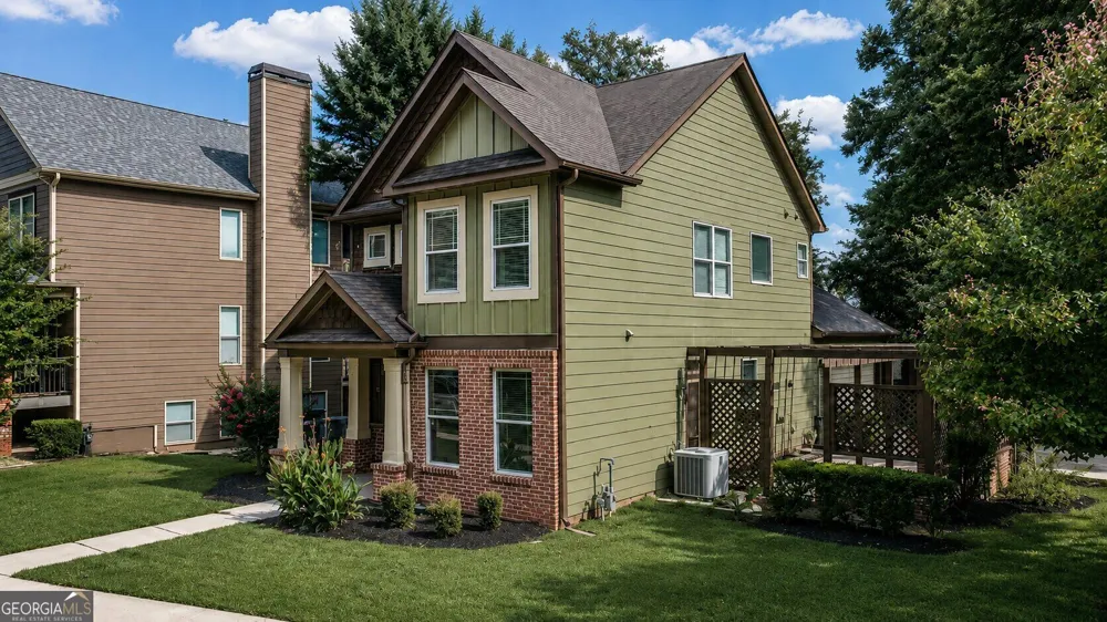 44 Magnolia PKWY Hampton, GA 30228