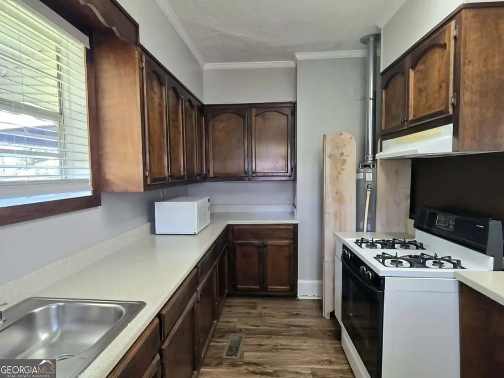 201 C ST Thomaston, GA 30286