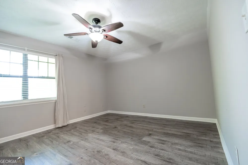 1256 Minhinette DR Roswell, GA 30075