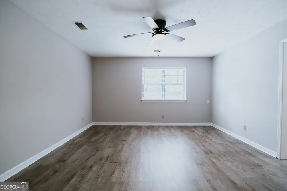 1256 Minhinette DR Roswell, GA 30075