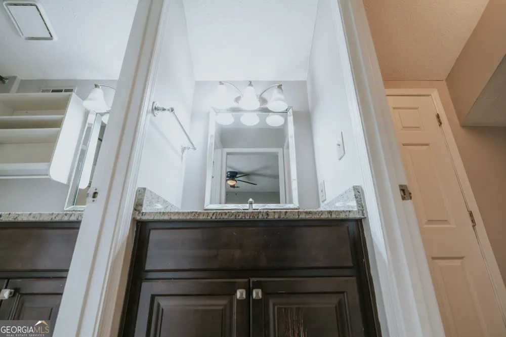 1256 Minhinette DR Roswell, GA 30075