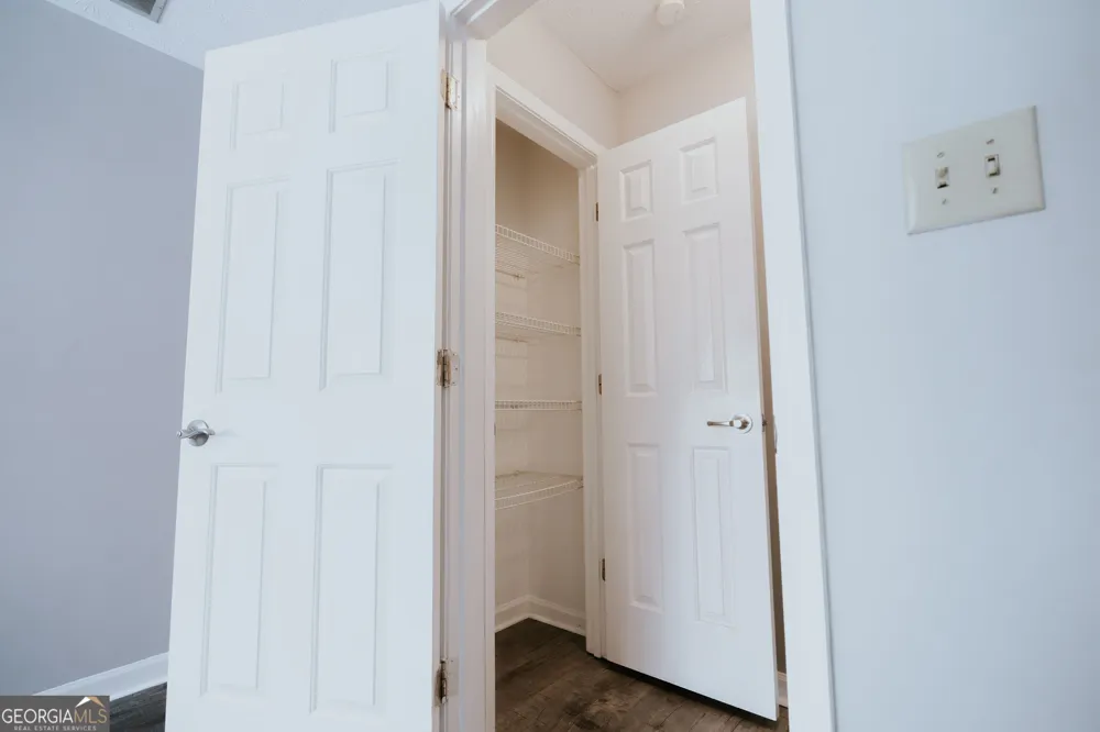 1256 Minhinette DR Roswell, GA 30075