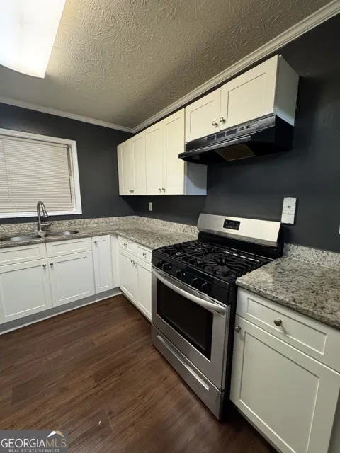 201 Augusta DR SE